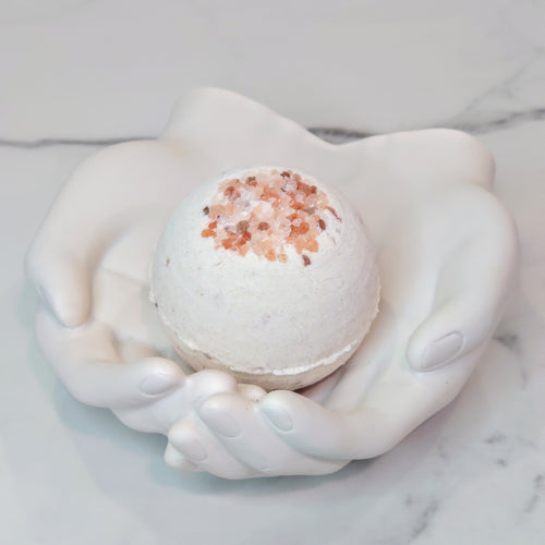 Sensitive to fragrance? This unscented mineral bath bomb is a real treat for your skin without the scent. It contains oatmeal for the ultimate skin soothing experience.